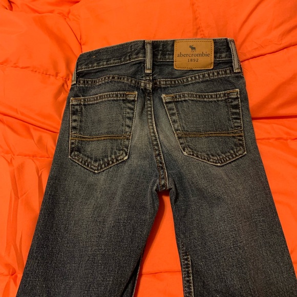 Abercrombie Boys size 10 jeans - Picture 1 of 3